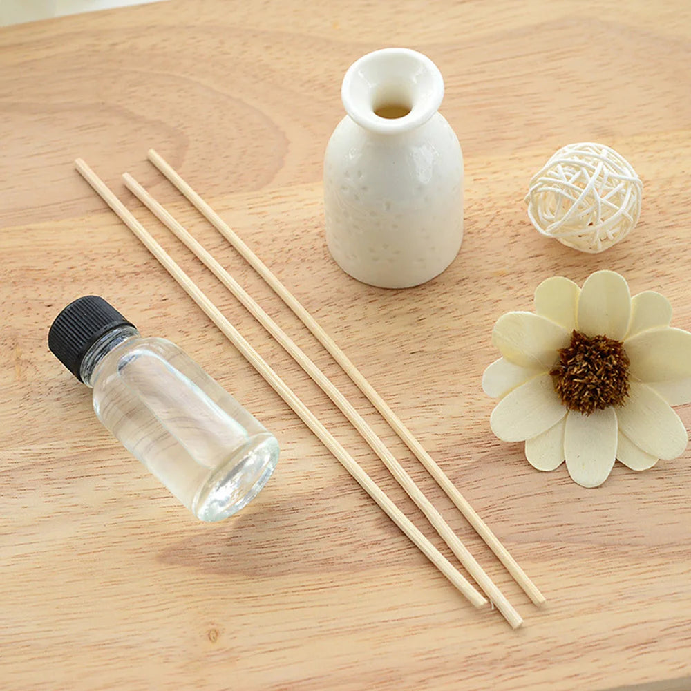 Wicker Reed Diffuser Set – No-Fire Aromatherapy with Glass Bottle