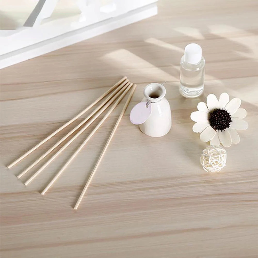 Wicker Reed Diffuser Set – No-Fire Aromatherapy with Glass Bottle